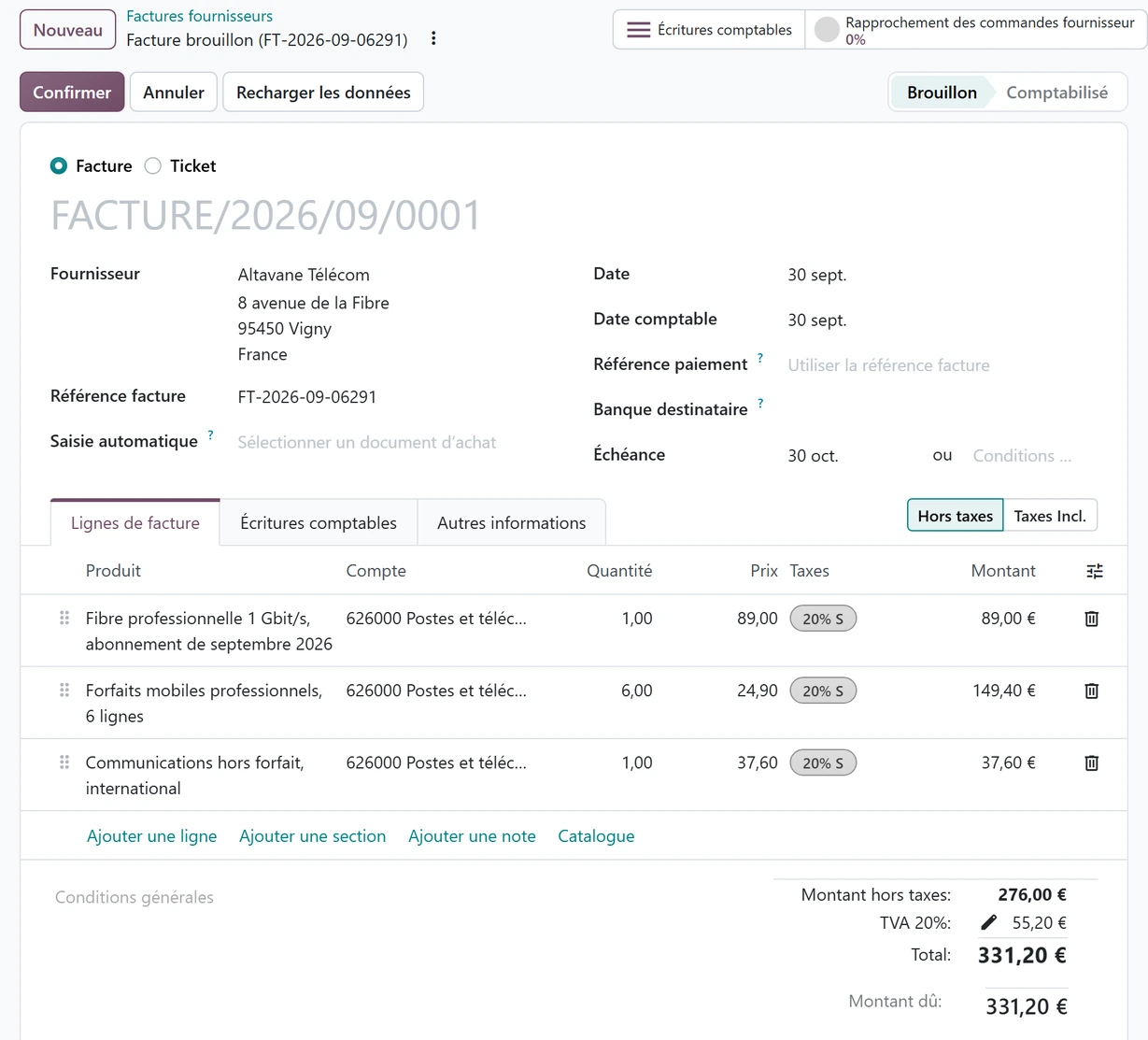 Facture fournisseur en brouillon dans Odoo, remplie à partir de la facture électronique du fournisseur&nbsp;: le fournisseur, la référence, les dates, les lignes et les totaux, avec le bouton Confirmer.